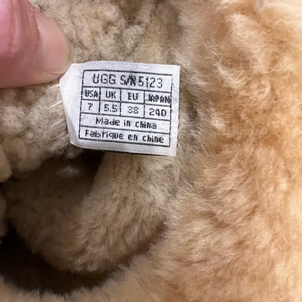 Ugg Brown/Camel Color Shearling Lined Boots Leather and Sheepskin Size 7